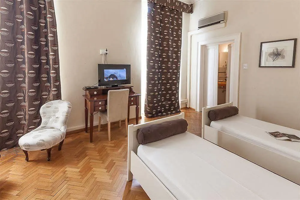 Opera Boutique B&B Florence 3*,